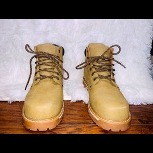 Rugged Outdoor Unisex Boots